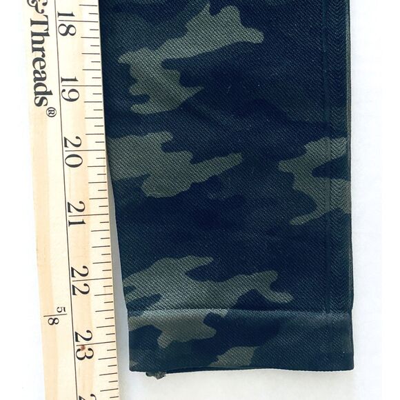 SPANX Look at Me Now Green Seamless Core and Tummy Control Camo Leggings Sz M - Picture 6 of 10